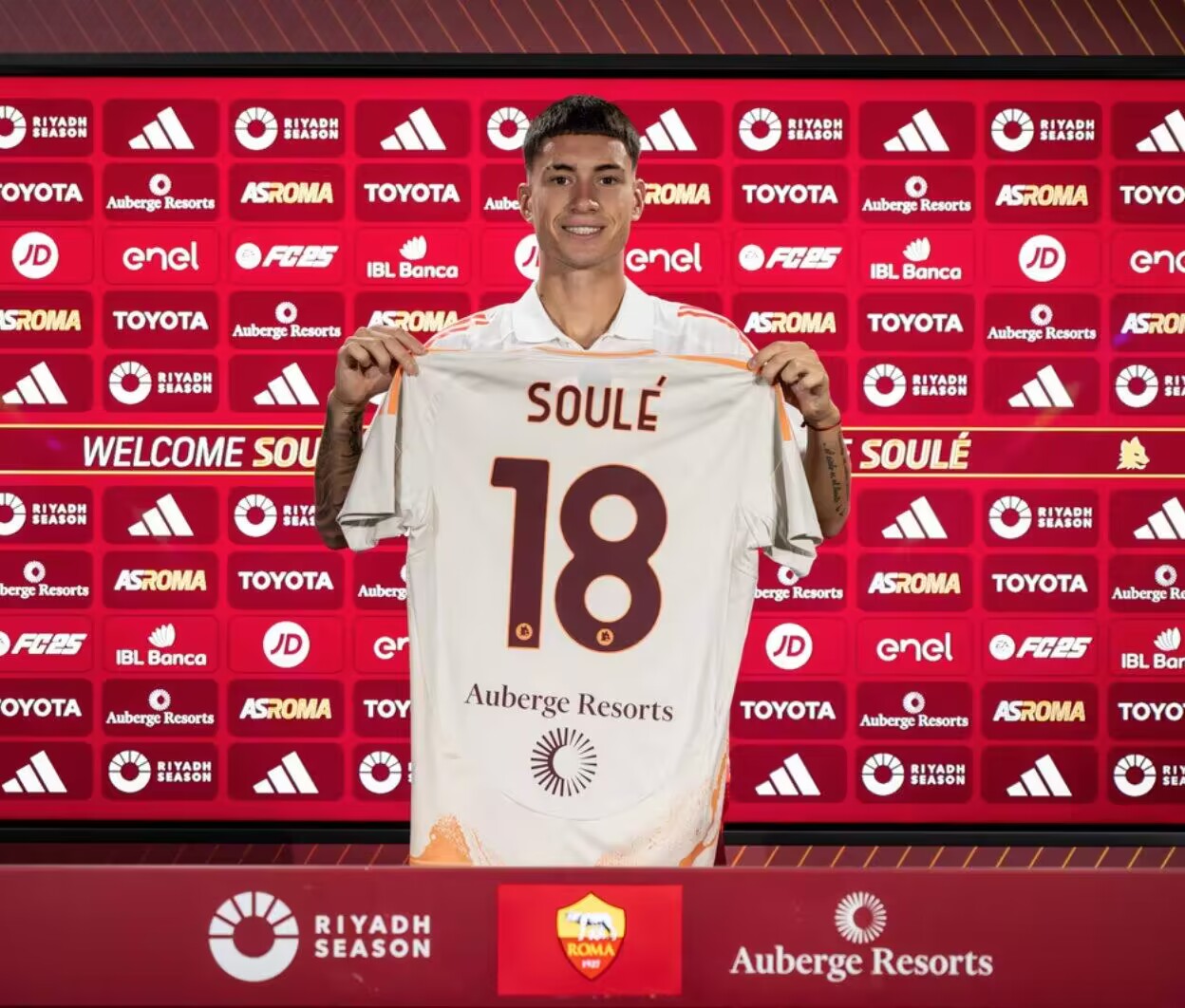 开云体育app下载-意媒：多特蒙德&amp;斯图加特有意苏莱，3000万欧估价无法让罗马放人