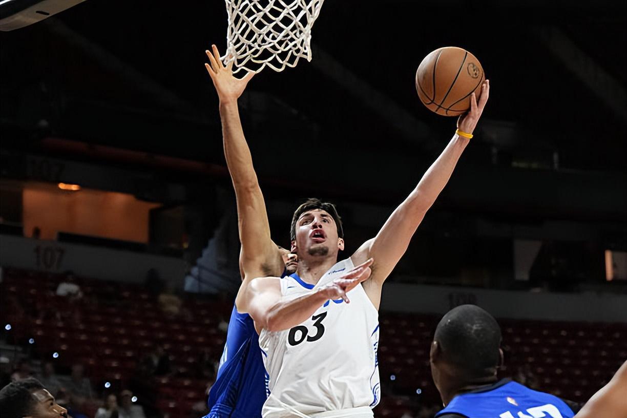 开云体育官网-快船签下一名大六落选秀，他得到的大概率是一份训练营合同？