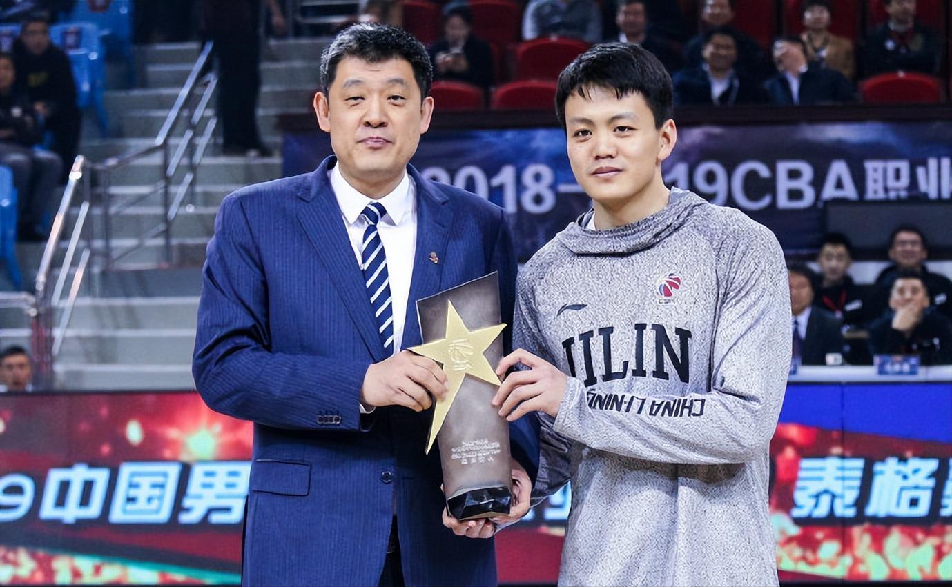 开云体育app下载-姜宇星加盟辽宁内幕!年薪高达550万,试训杨鸣非常满意