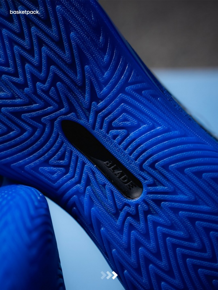 开云体育网页版登录入口-萨尔也有签名鞋!一起看看他在欧锦赛上上脚的签名鞋款