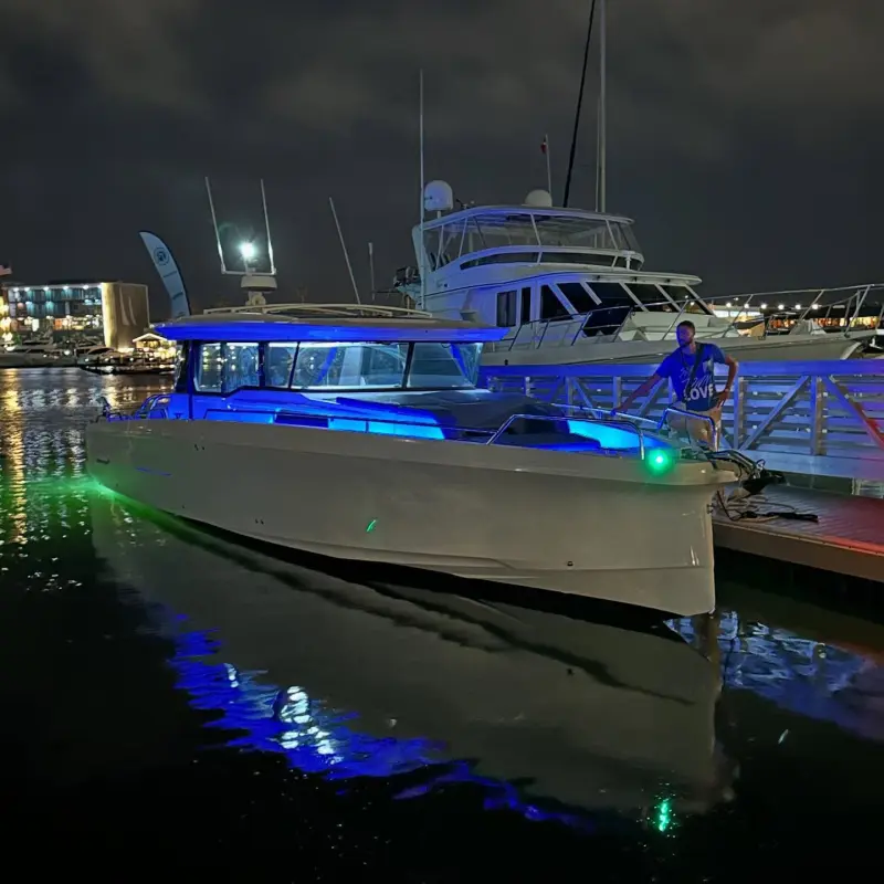 开云体育网页版登录入口-享受假期！克莱-汤普森社媒晒出自己与女友潜水度假照片