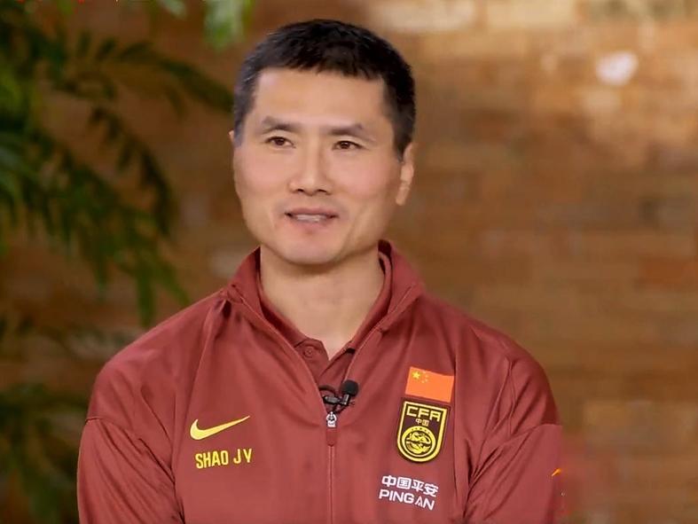 开云官方网-邵佳一挺固执!王上源腰部不适 球迷力推荐7大悍腰 依木兰不补招