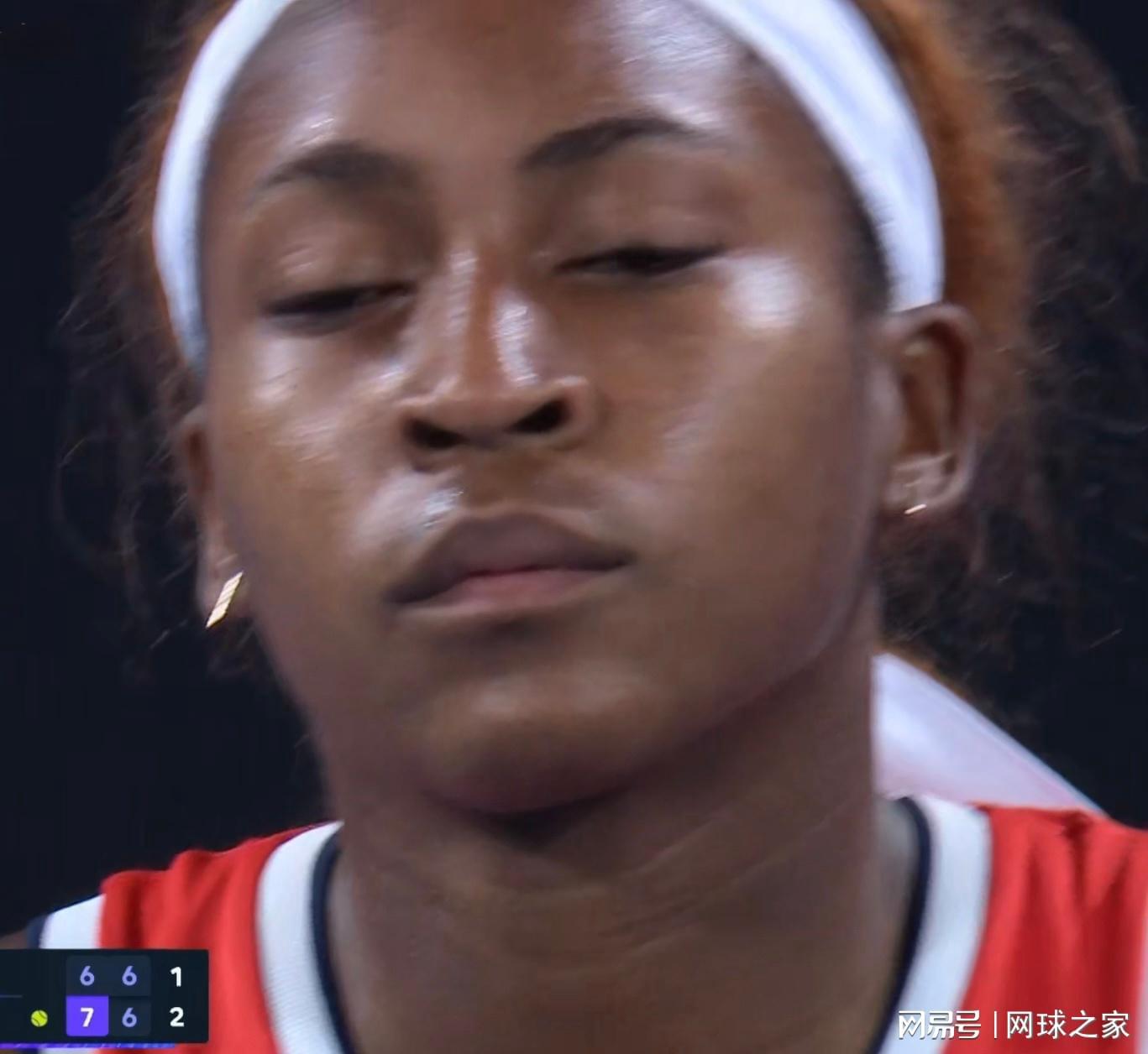 开云体育app下载-斯瓦泰克遭高芙横扫无碍冲冠,网友:芙妹应该给美男一人一个巴掌