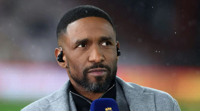 开云体育app下载-内维尔盛赞塞斯科崛起:或成曼联复兴关键一步|加里-内维尔|布鲁诺·费尔南德斯|水晶宫|本杰明·塞斯科|本杰明·帕瓦尔_新浪体育_新浪新闻