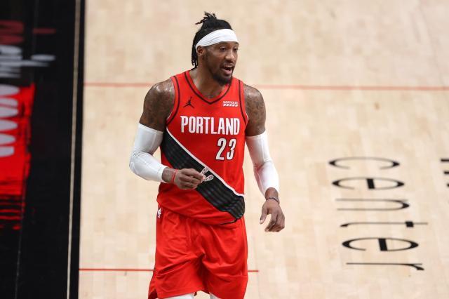 美媒答疑：湖人最后一席留给谁？拉夫注定被买断？