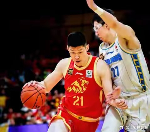 开云体育app下载-上海男篮领跑CBA，真正对手藏身后，不是广东！|季后赛|浙江广厦|上海队|锋线|张镇麟_新浪体育_新浪新闻